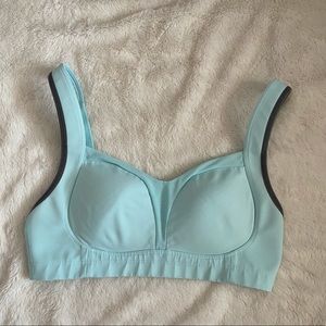 Lululemon Sports Bra in Light blue